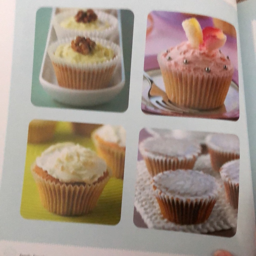 Cupcake Cook Book new - Picture 4 of 13